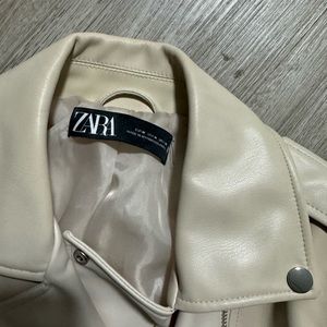 Zara Beige Leather Jacket Sz Medium in Great Condition